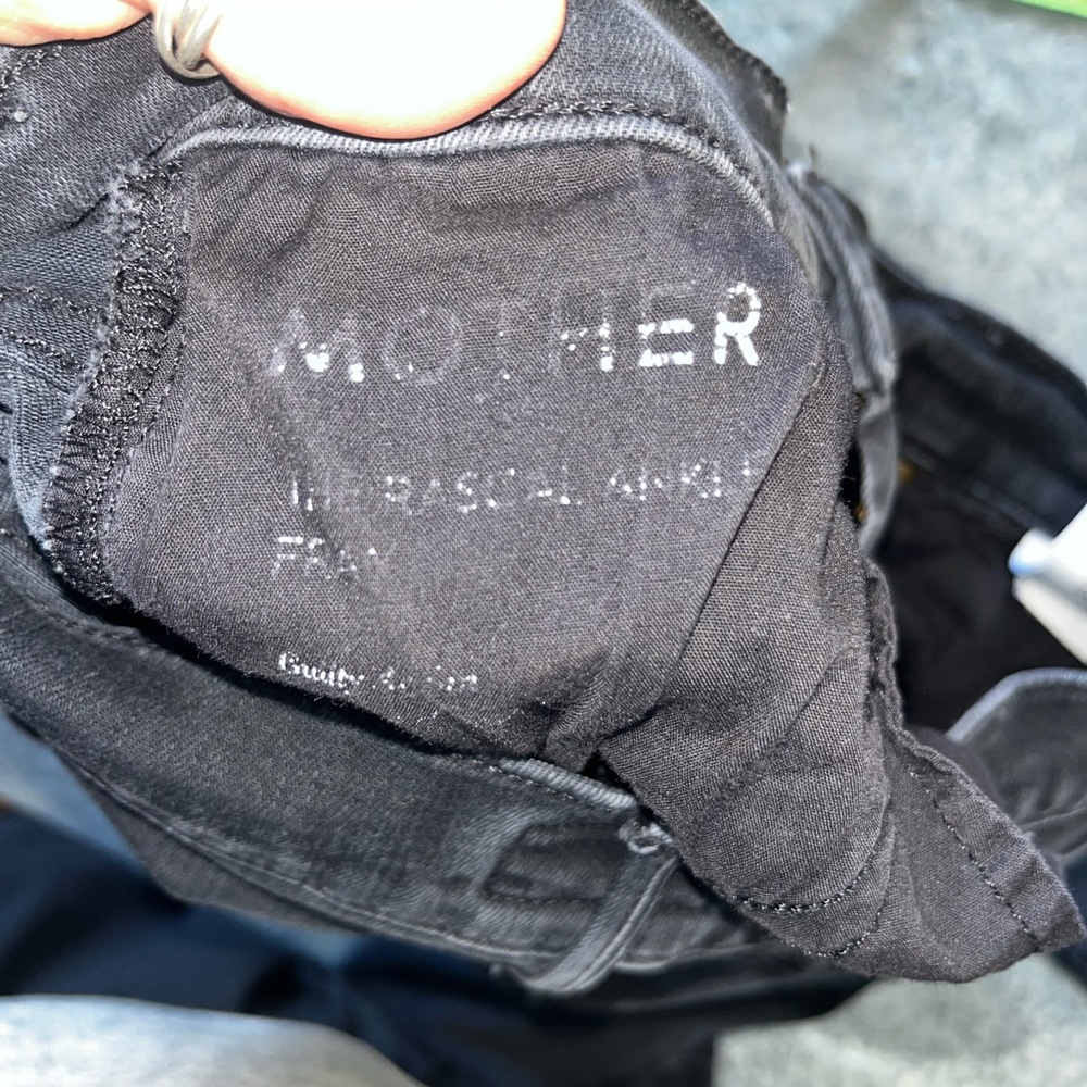 Mother Denim-The Rascal Ankle Fray - Picture 6 of 8